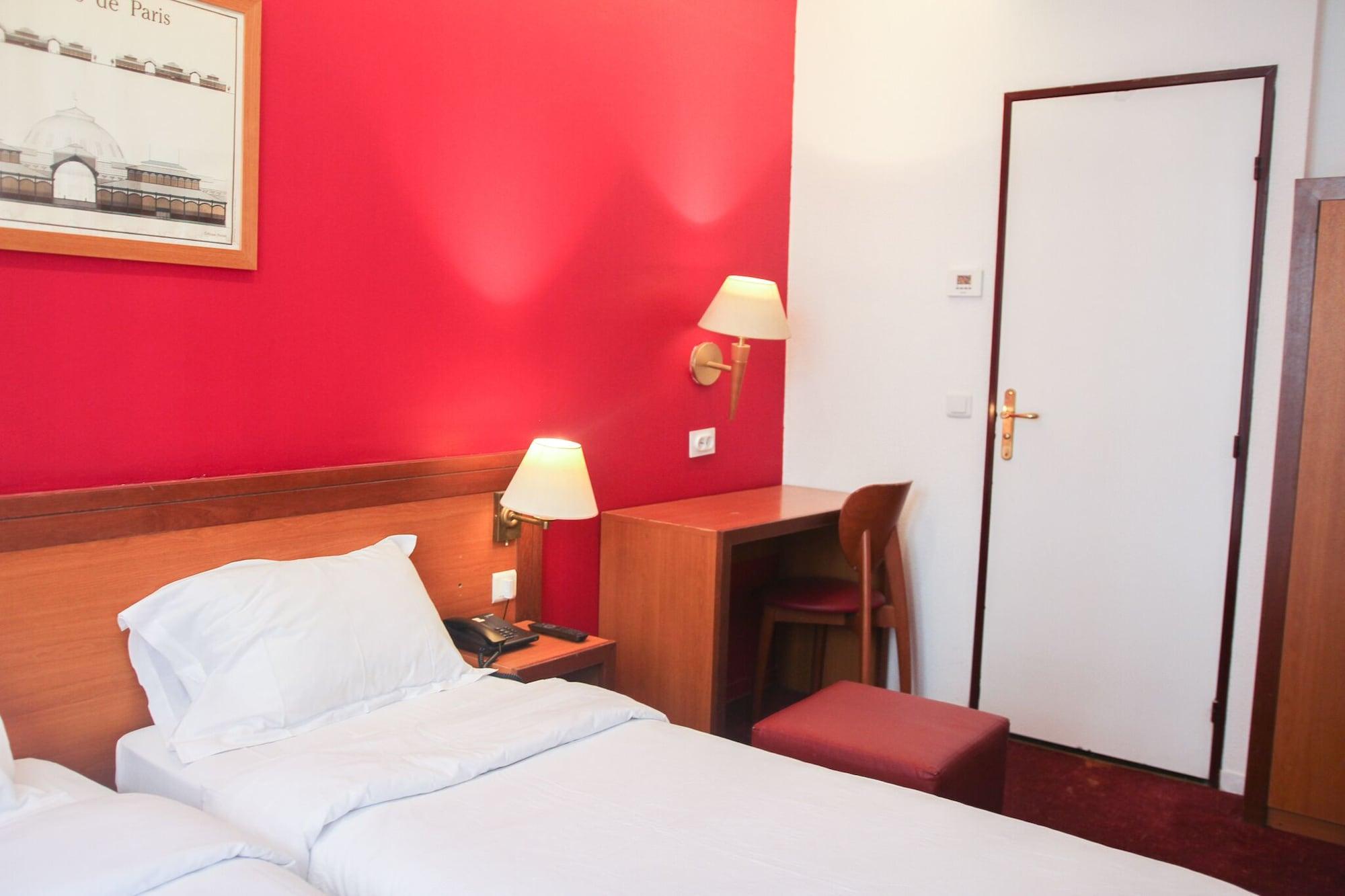 La Dependance Hotel Paris Luaran gambar