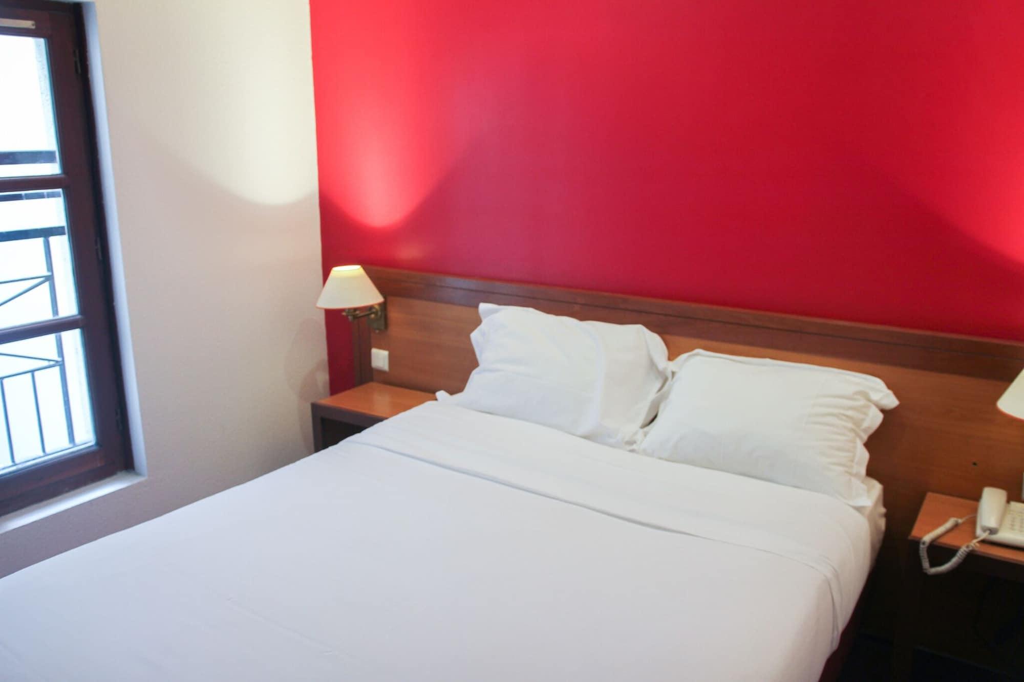 La Dependance Hotel Paris Luaran gambar